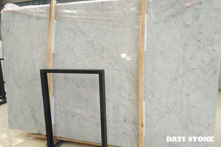 White Marble Slabs Carrara Surface polished edges natural 240up x 140up x 2cm
